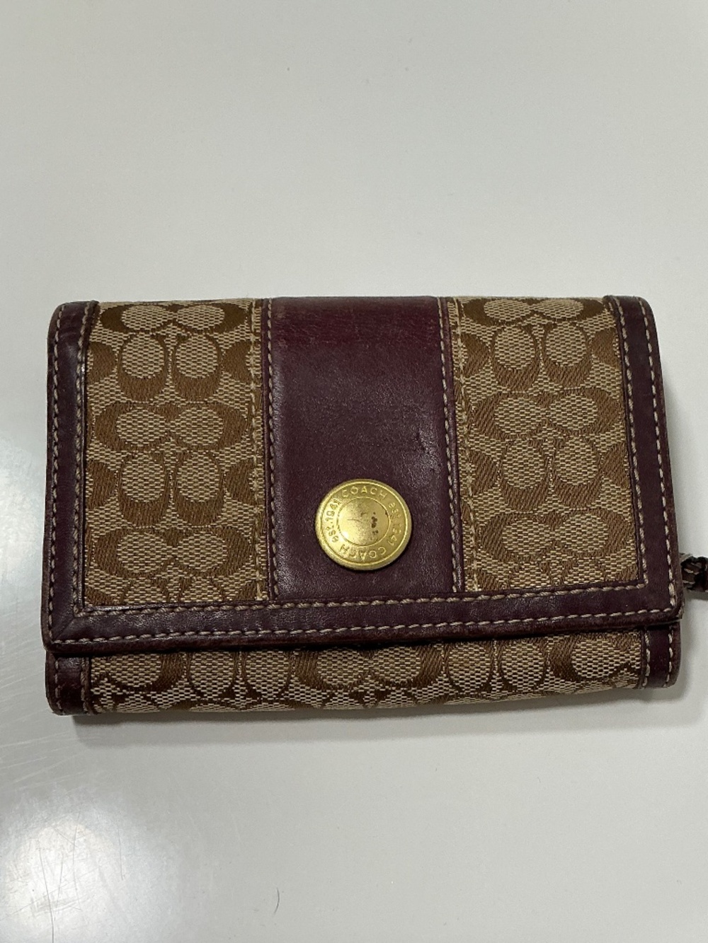 Y2K vintage Coach compact wallet